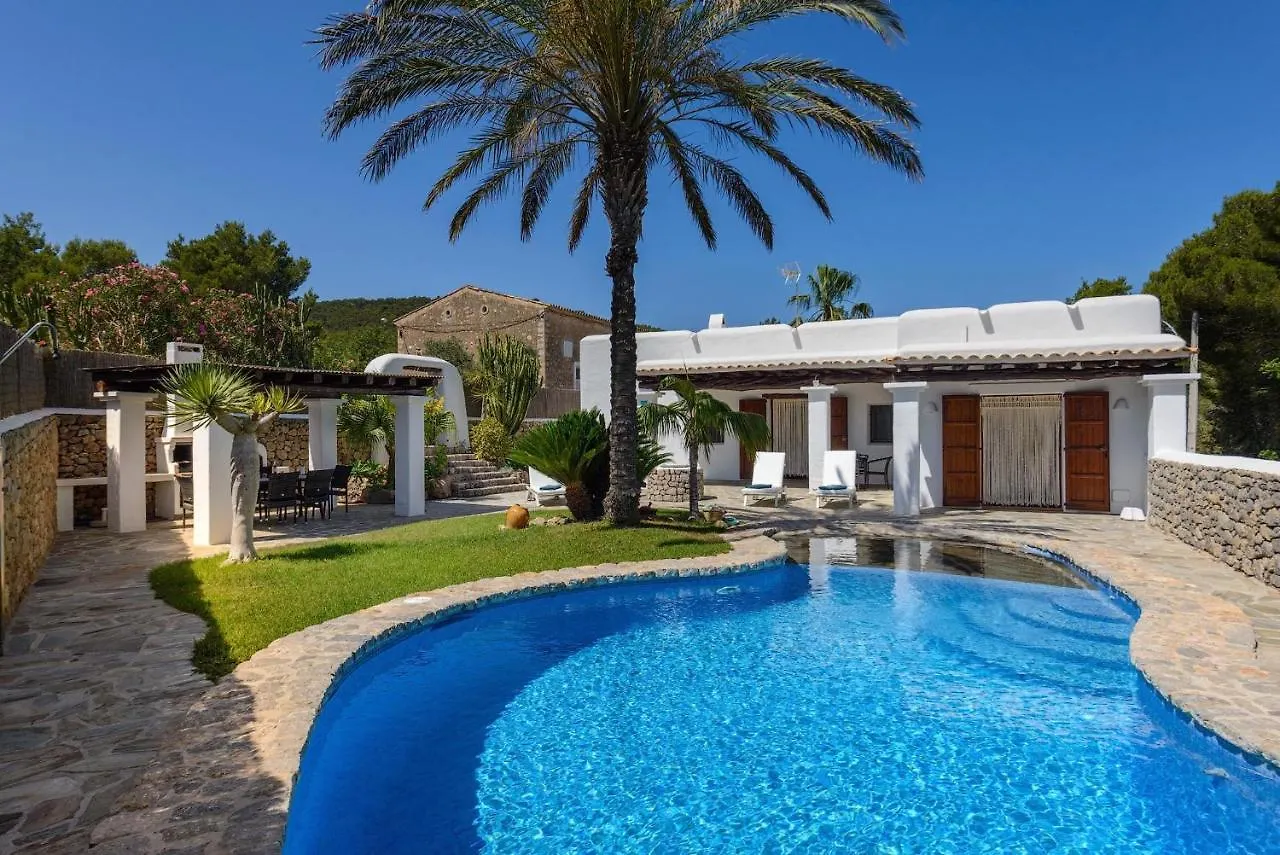 Beautiful 3 Bedroom Finca In San Vicent Cala De San Vicente