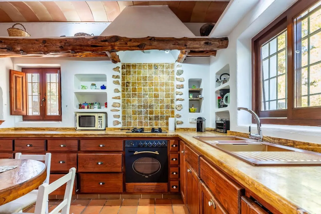 Beautiful 3 Bedroom Finca In San Vicent Cala De San Vicente  Cala De San Vicente (Ibiza)