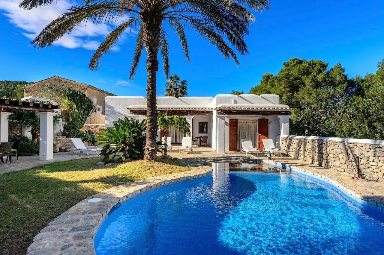 Beautiful 3 Bedroom Finca In San Vicent Cala De San Vicente